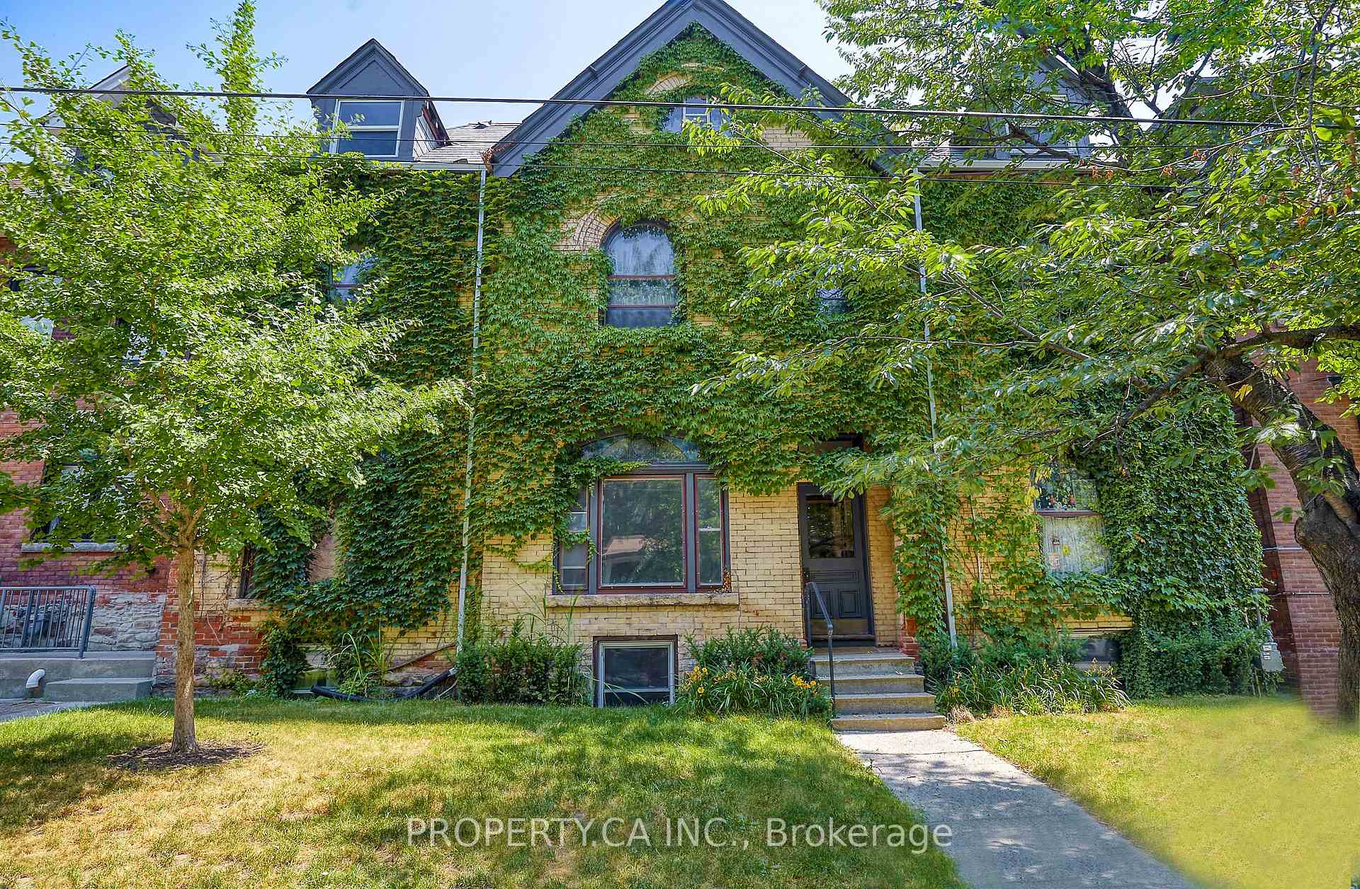 345 Gladstone Avenue