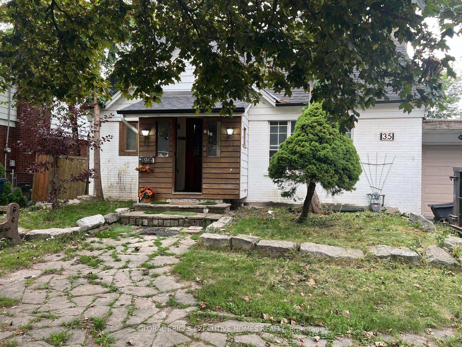 35 Luverne Avenue