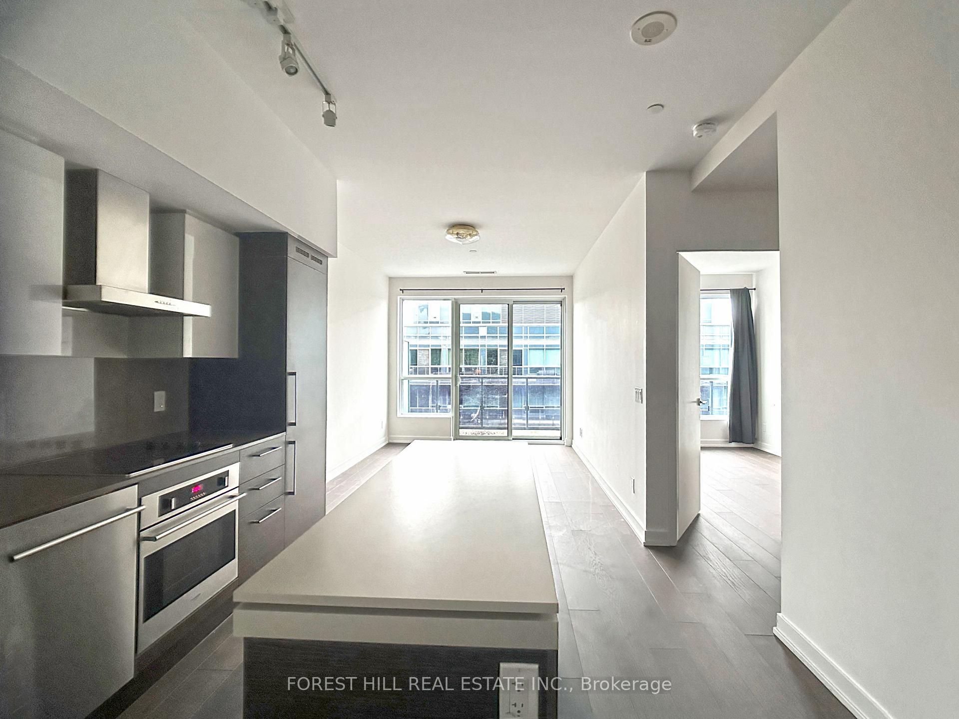 1030 King Street W