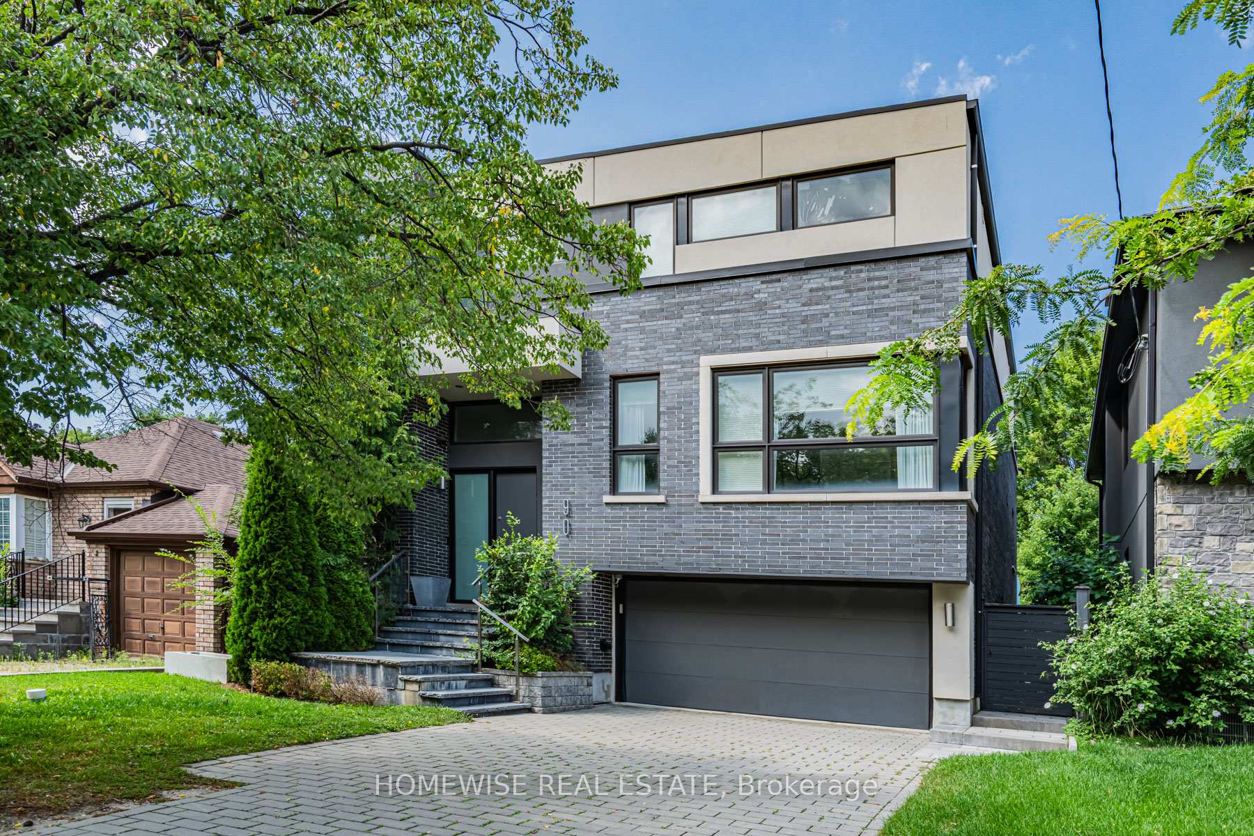 90 Mcgillivray Avenue