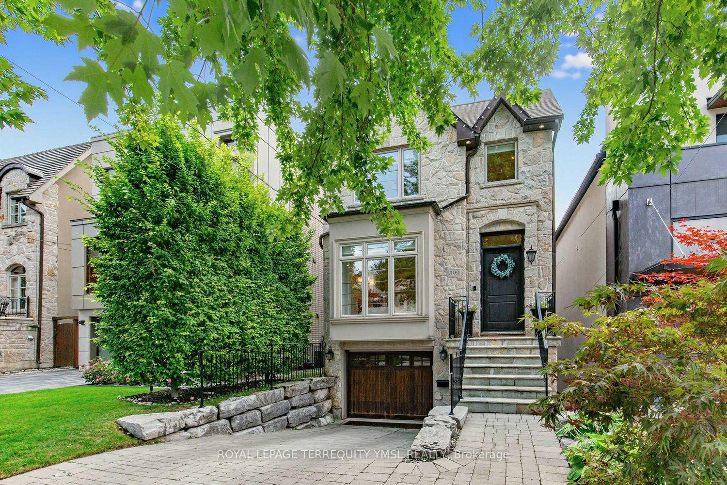 399 Fairlawn Avenue