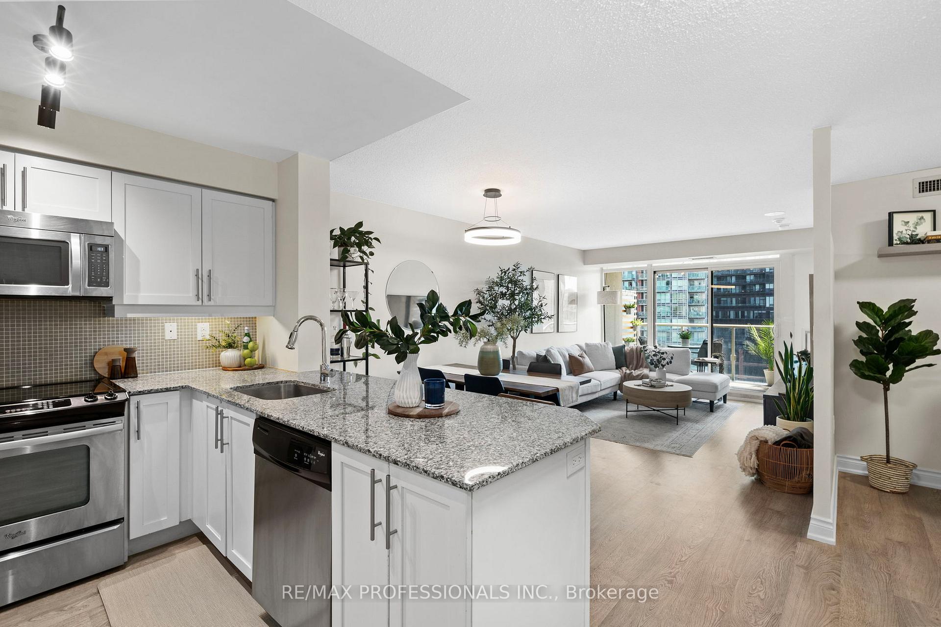 125 Western Battery Road