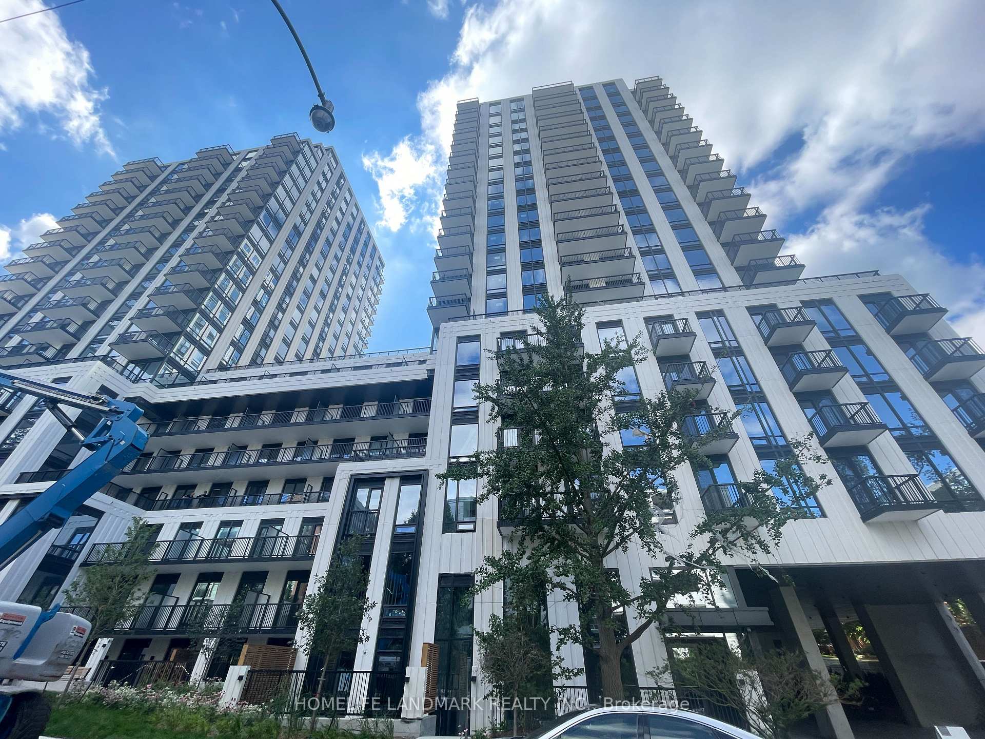 91 Montclair Avenue