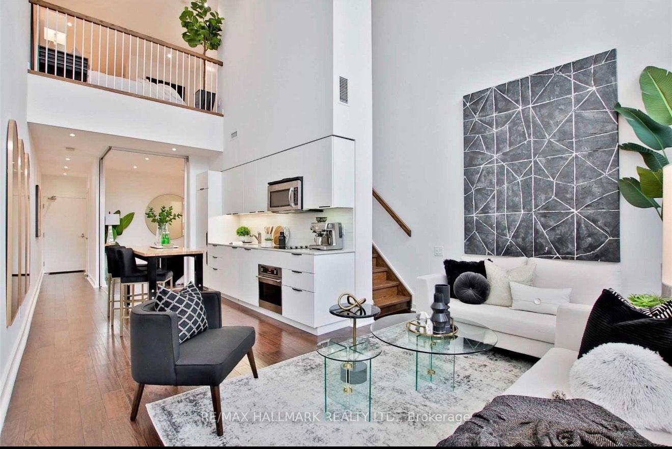5 Hanna Avenue