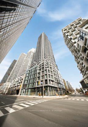2161 Yonge Street