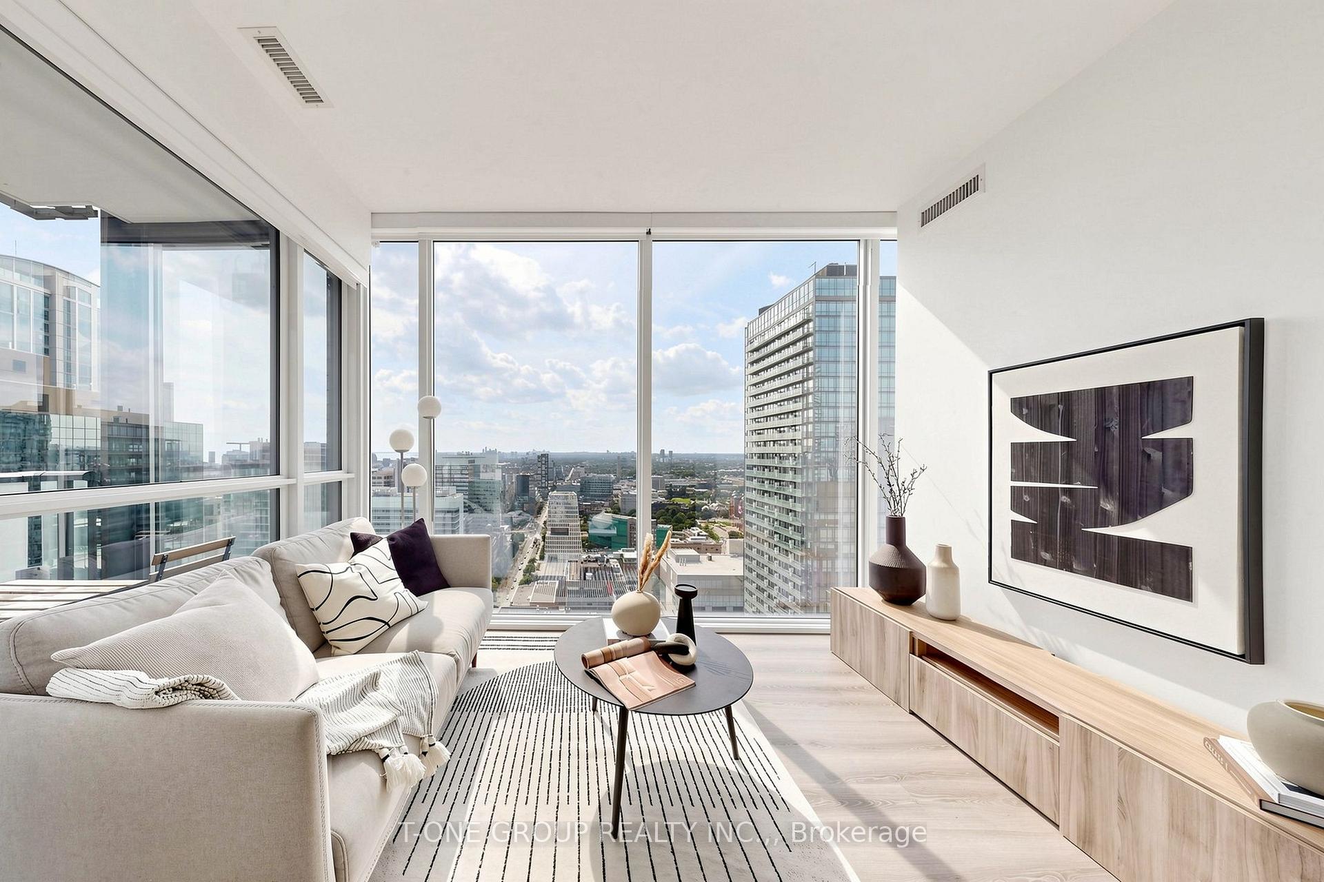 15 Grenville Street