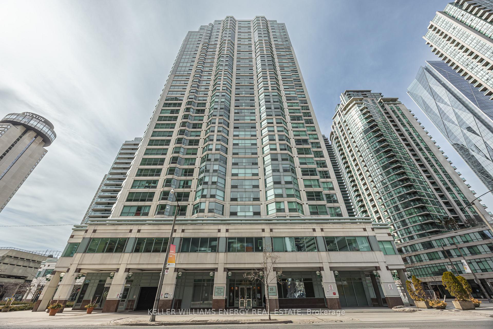 10 Yonge Street