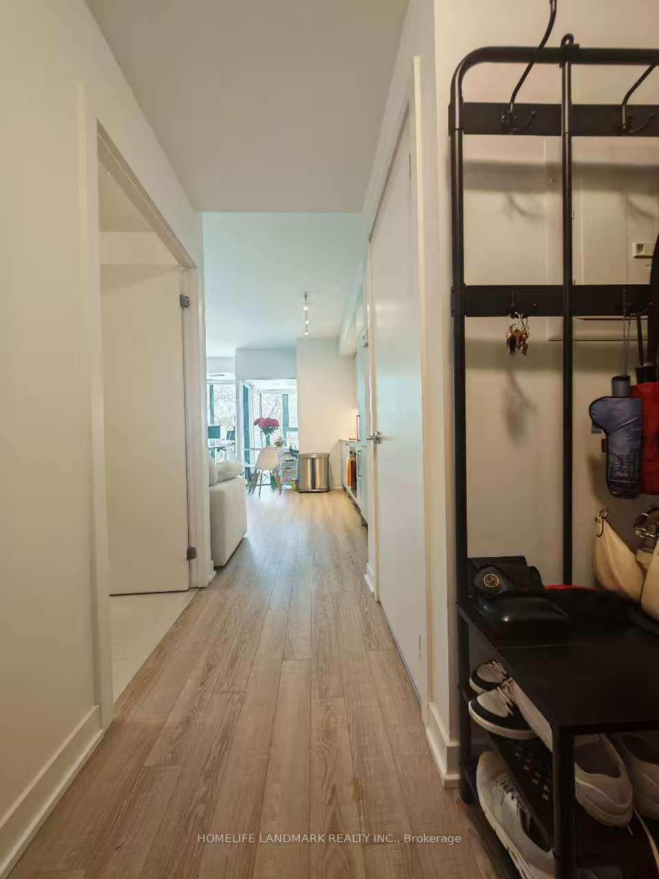 250 Lawrence Avenue W