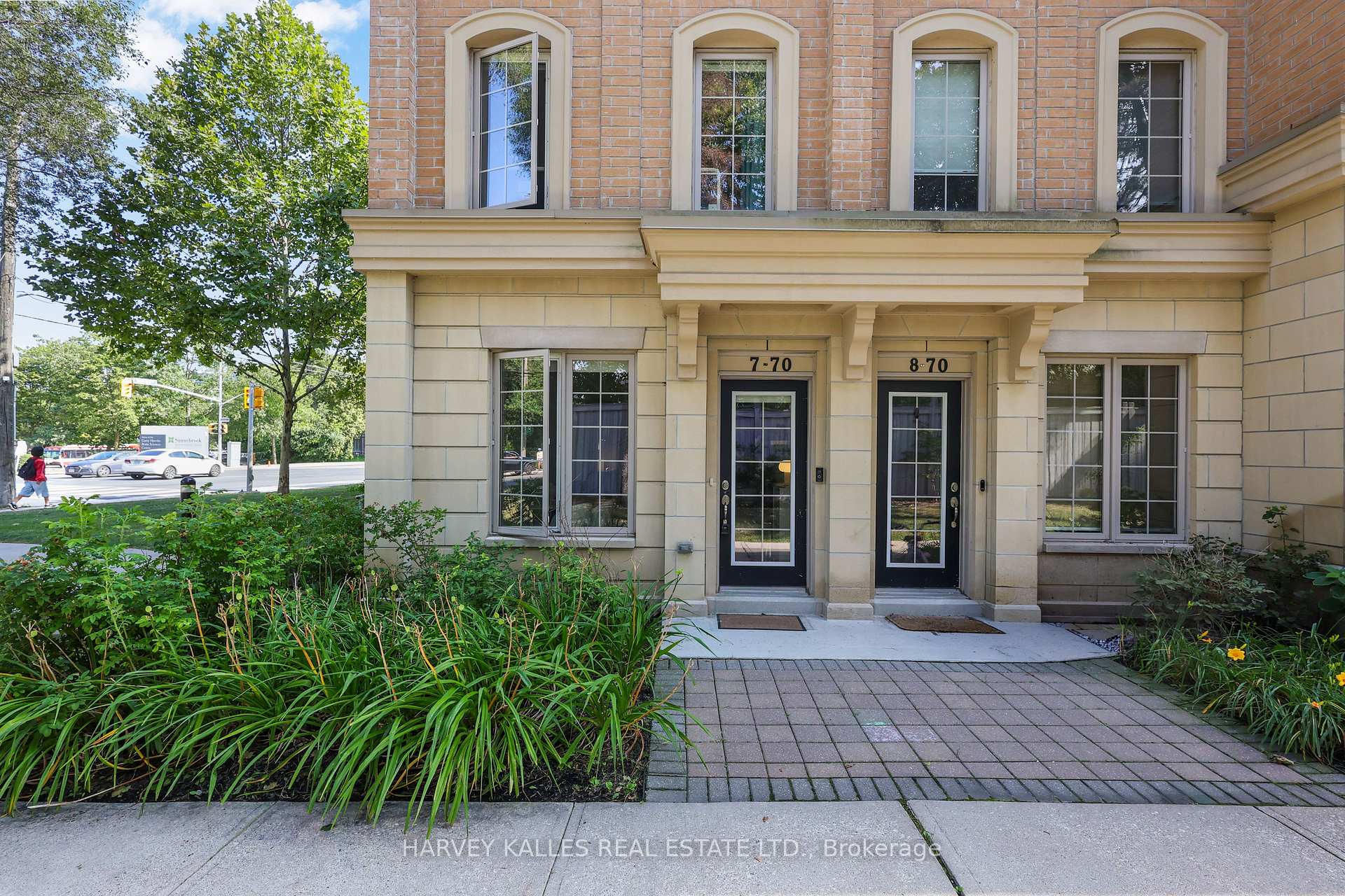 70 Hargrave Lane