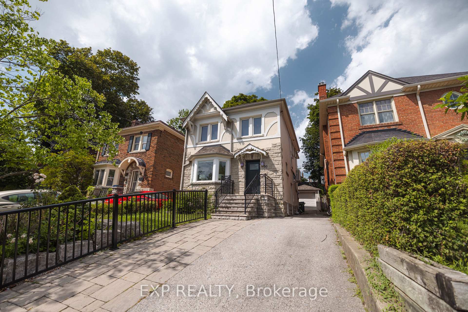 86 Willowbank Boulevard