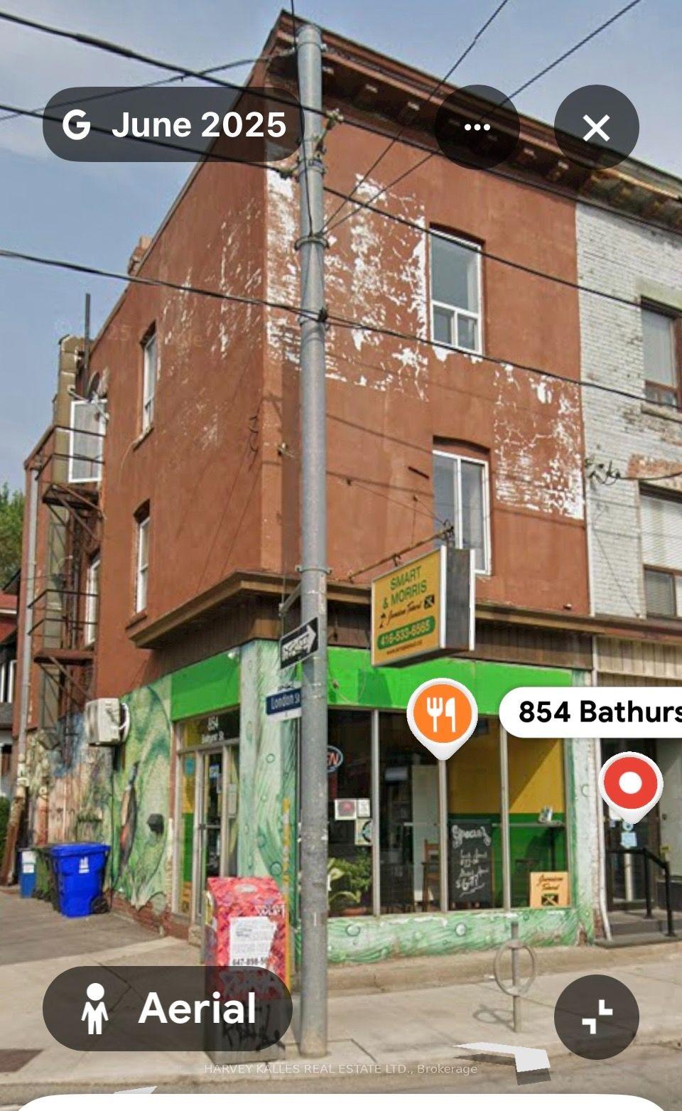 854 Bathurst Street