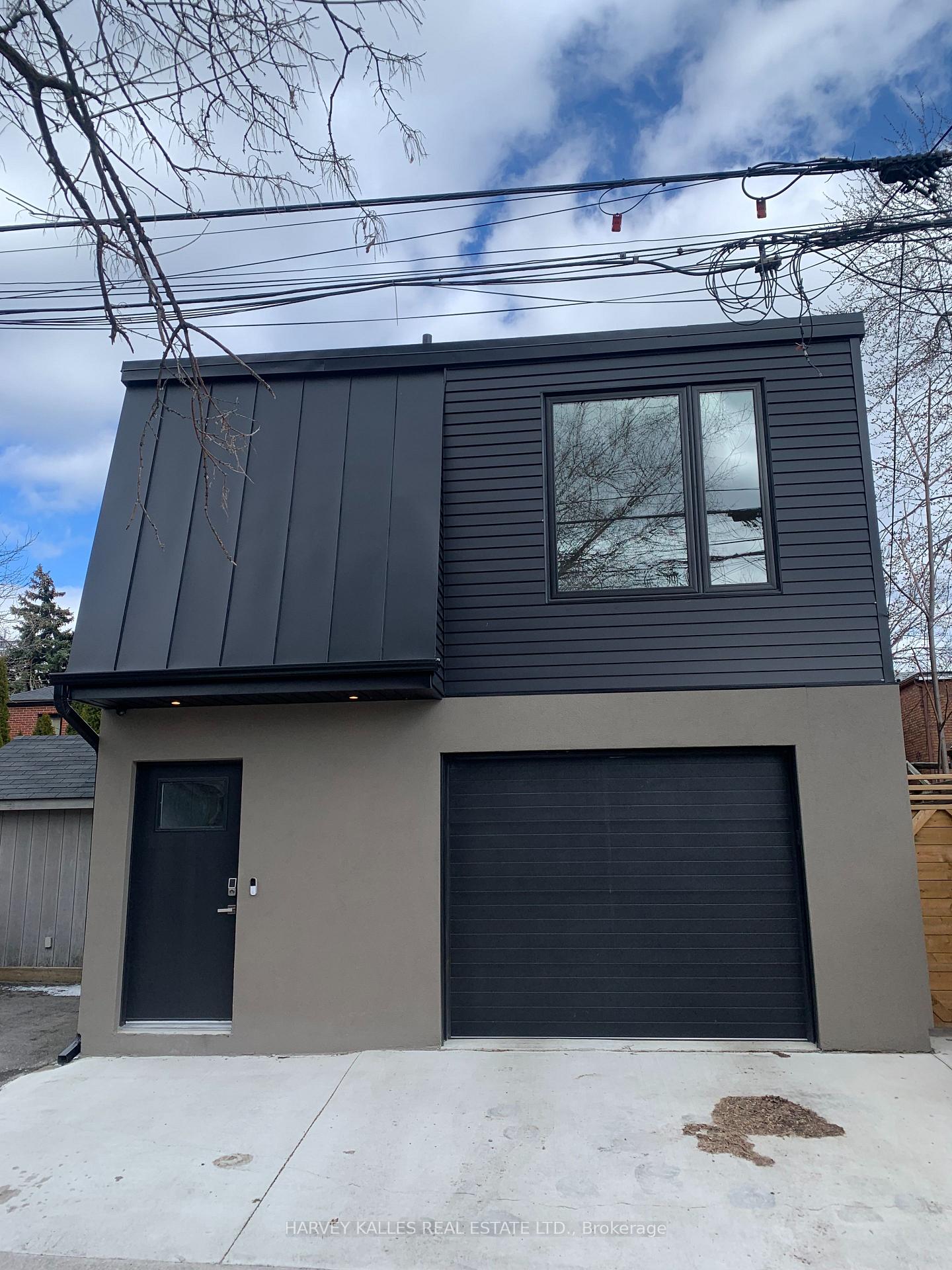 58 Kenwood Avenue