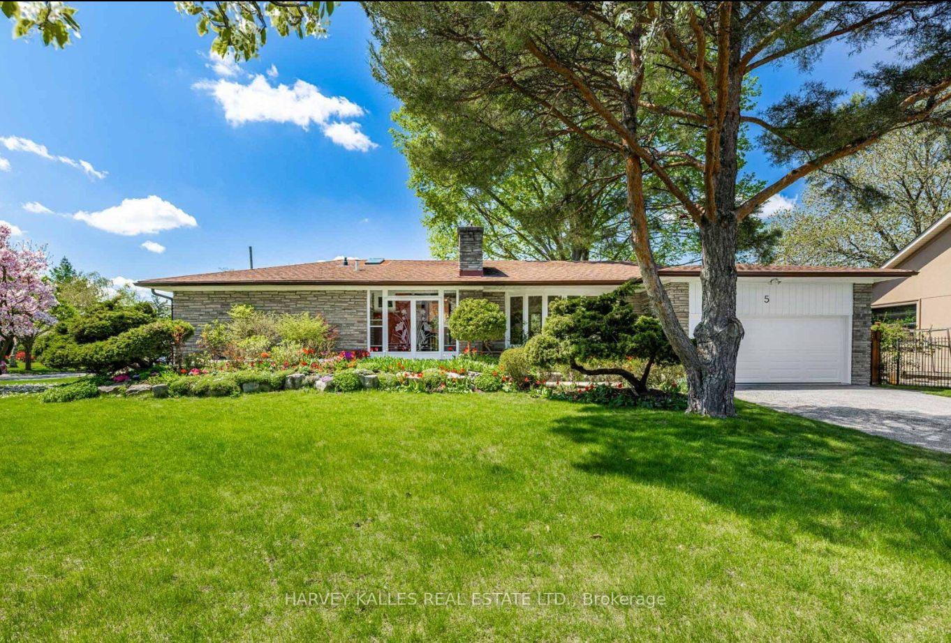 5 Parmbelle Crescent