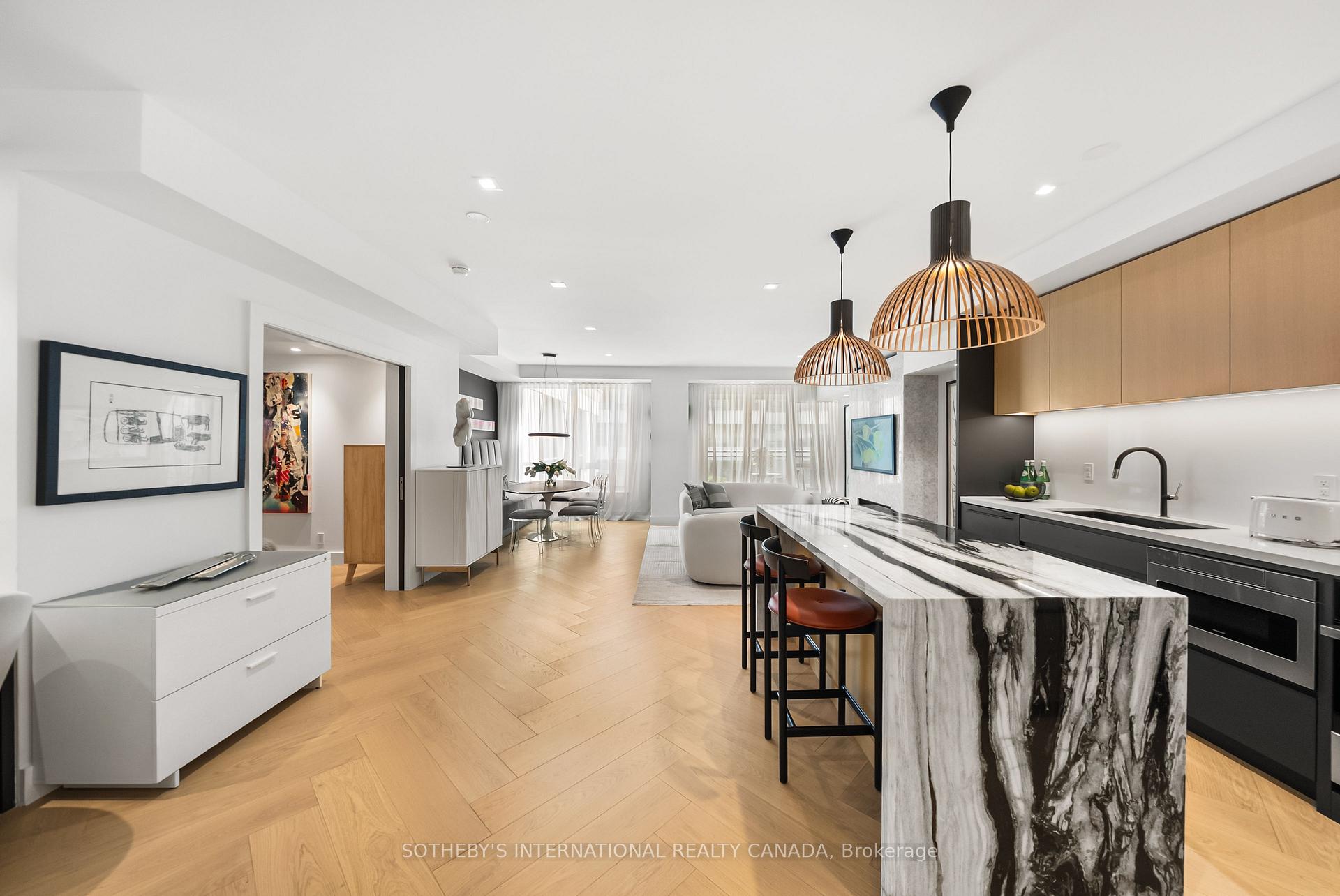 20 Scrivener Square