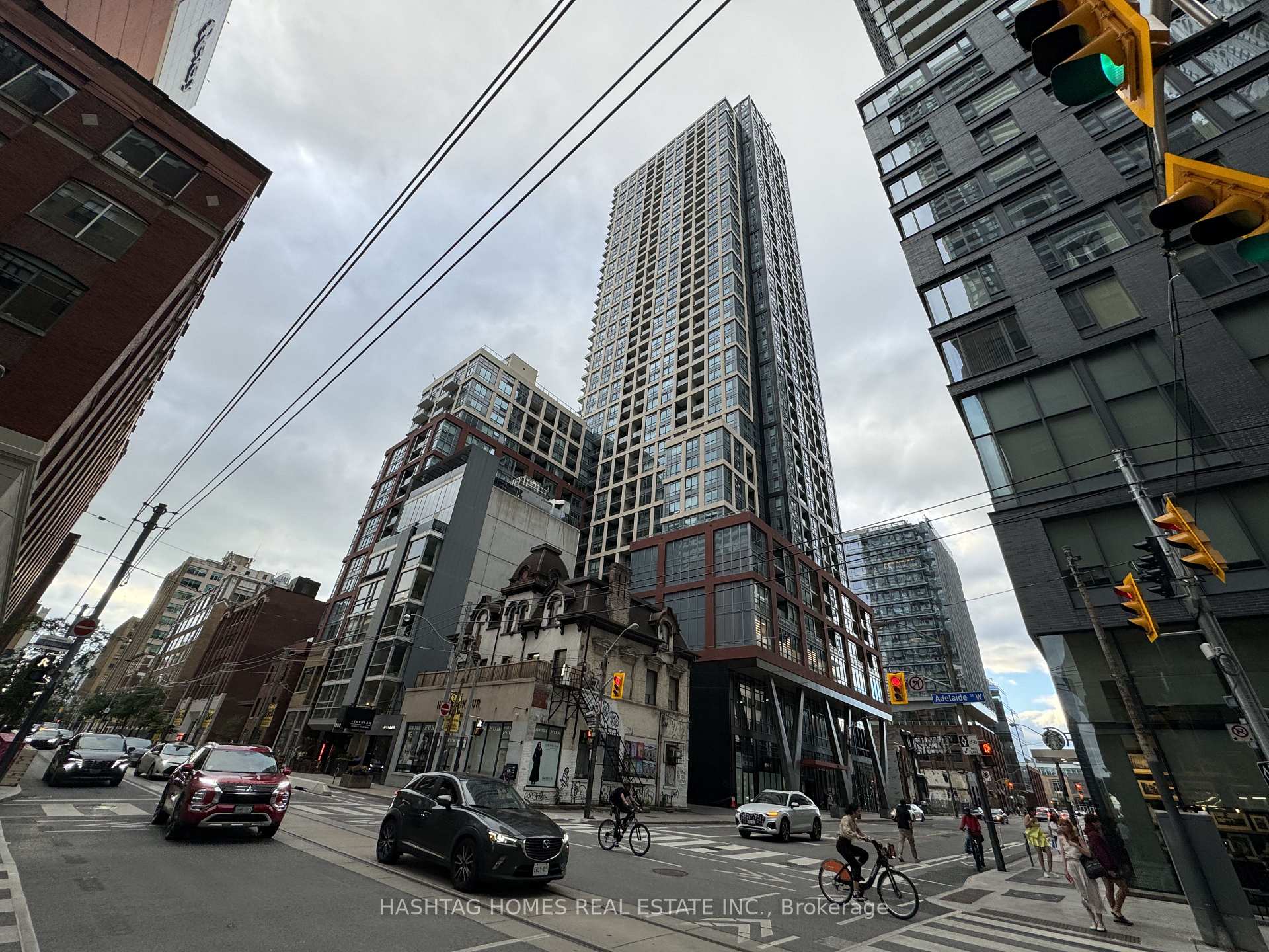 108 Peter Street