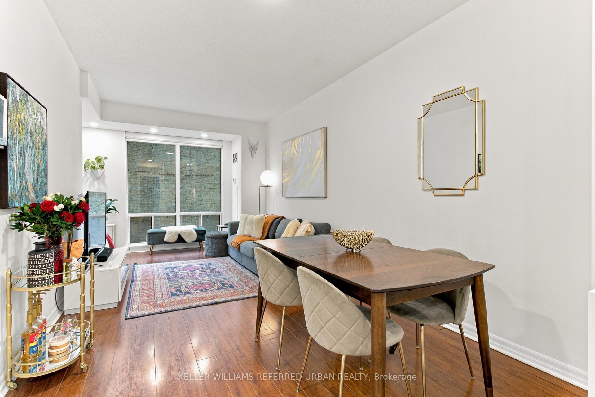 300 Bloor Street E