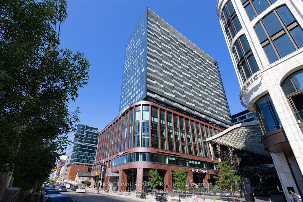 480 FRONT Street W