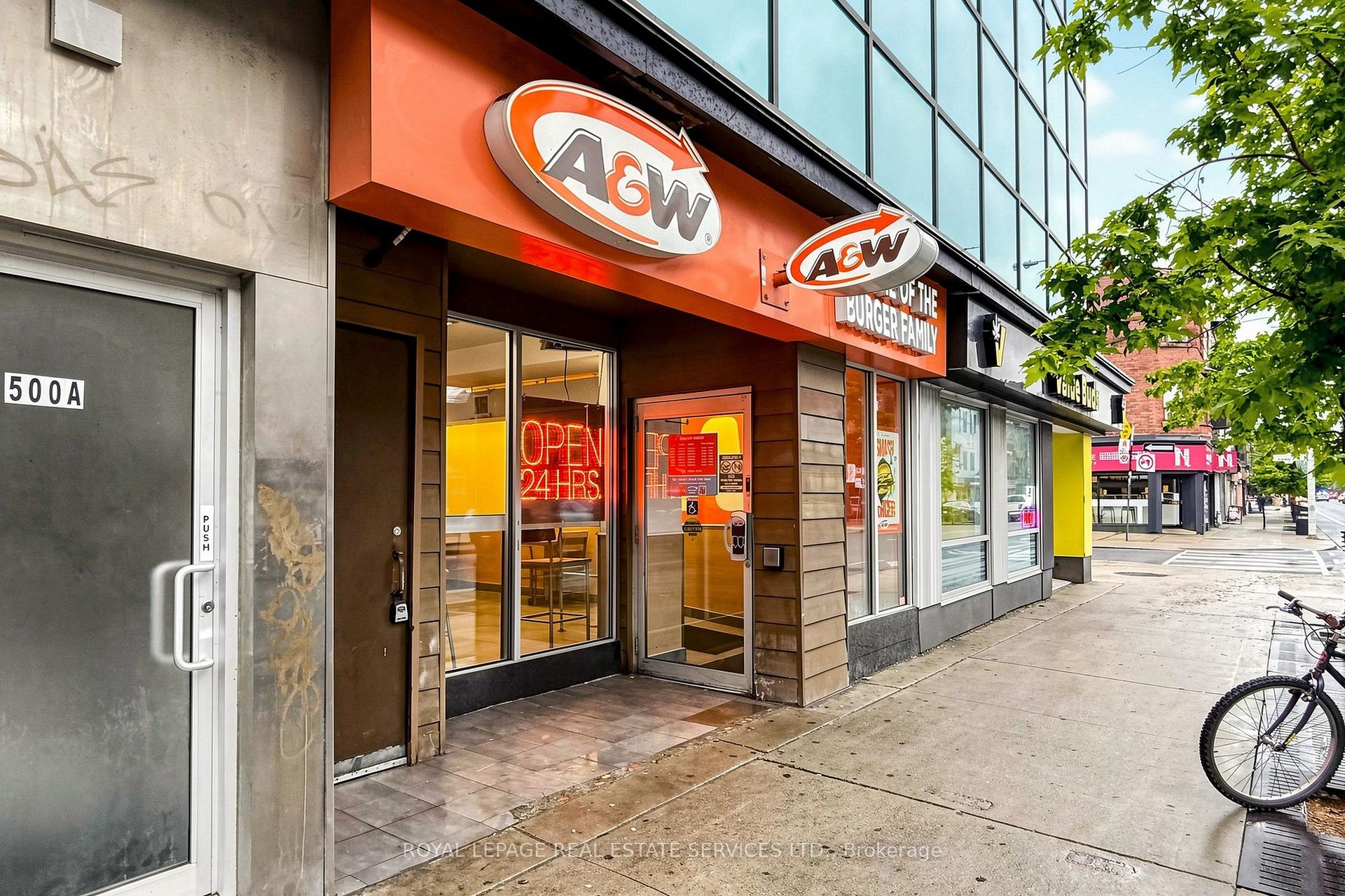 500 Bloor Street W