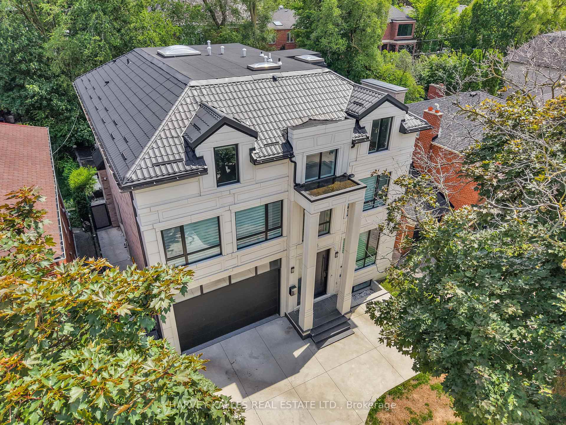 615 Briar Hill Avenue