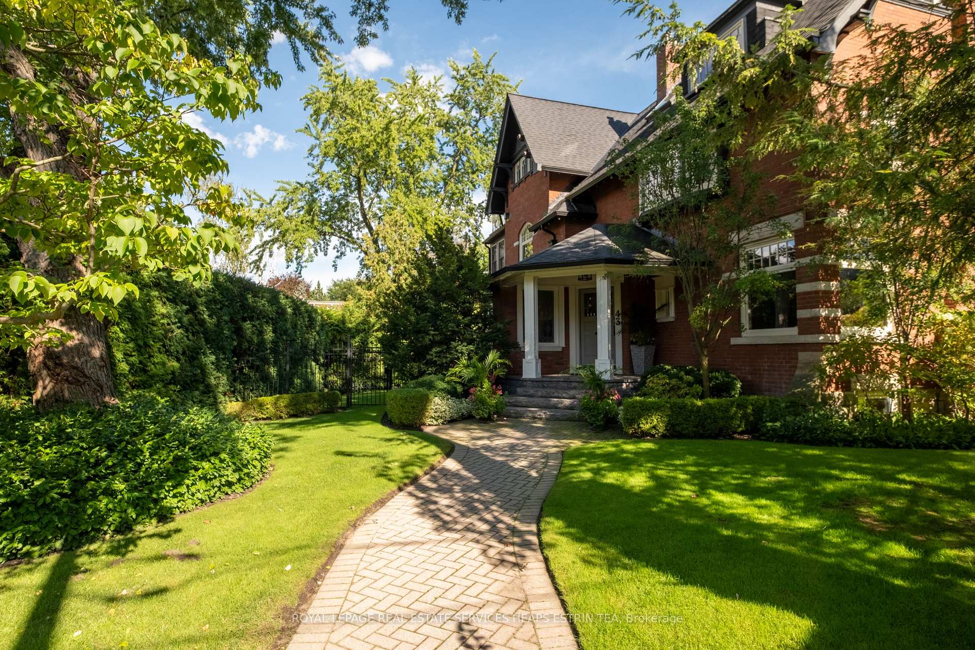 43 Maple Avenue