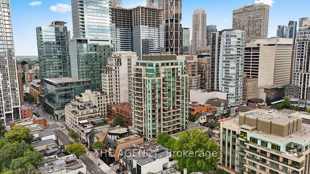 80 Yorkville Avenue