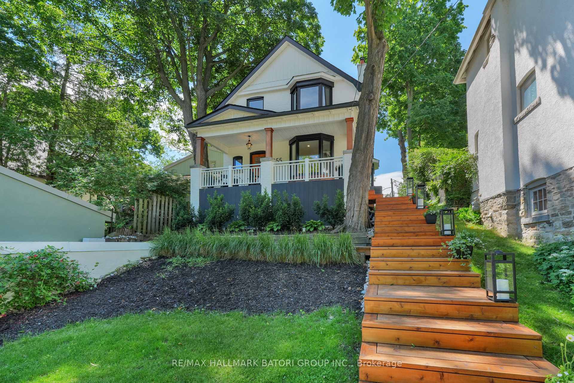 255 Blythwood Road