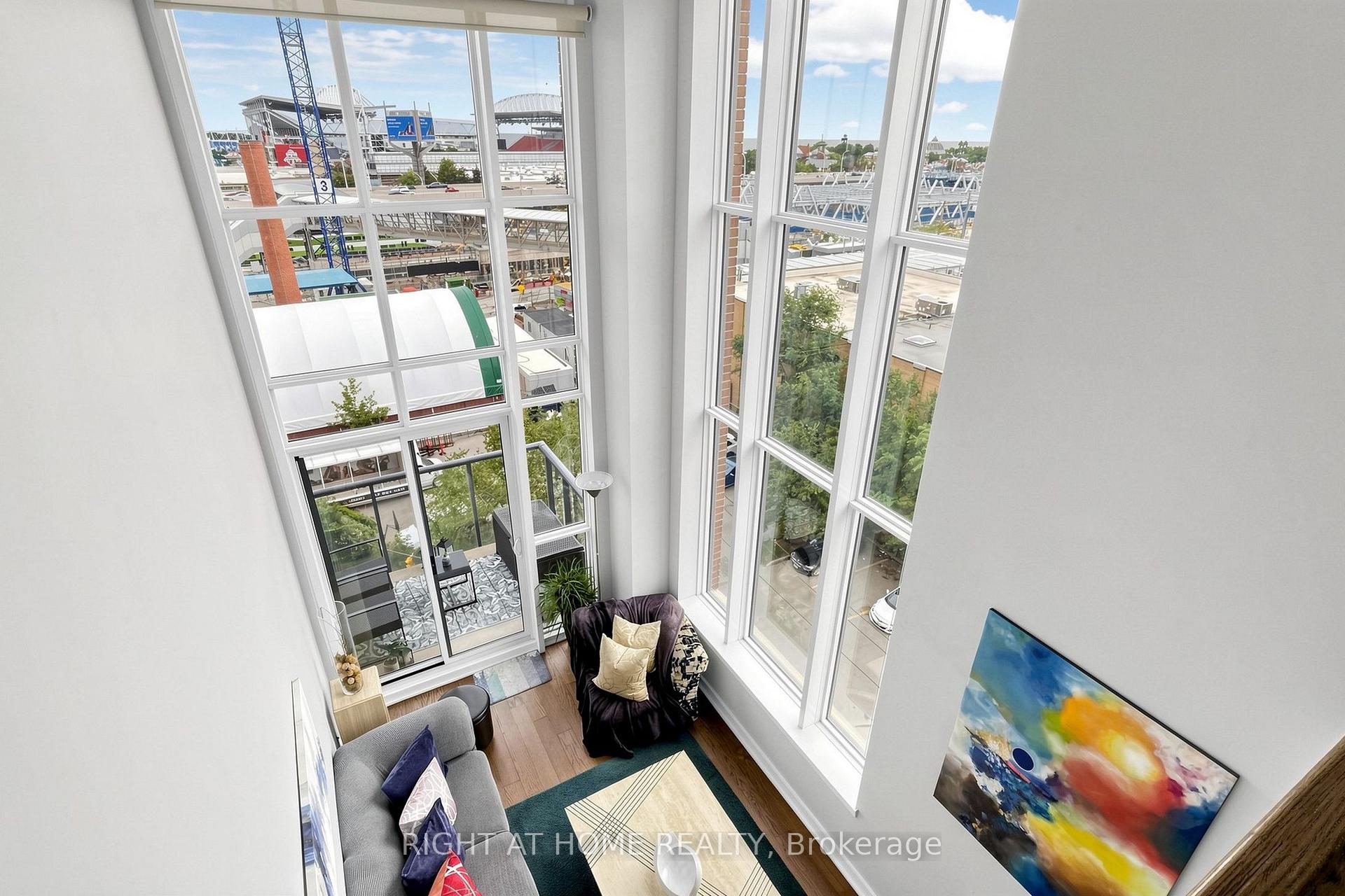 5 Hanna Avenue