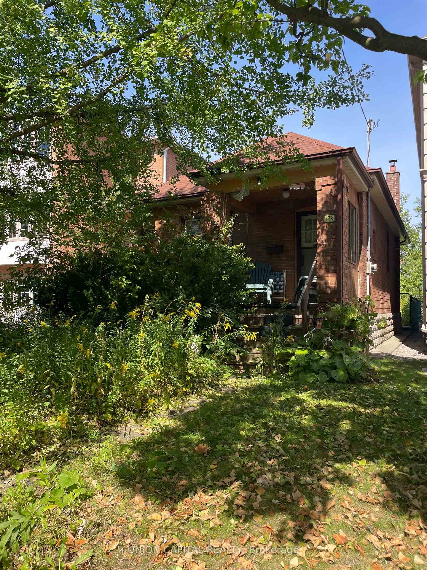 172 Roslin Avenue