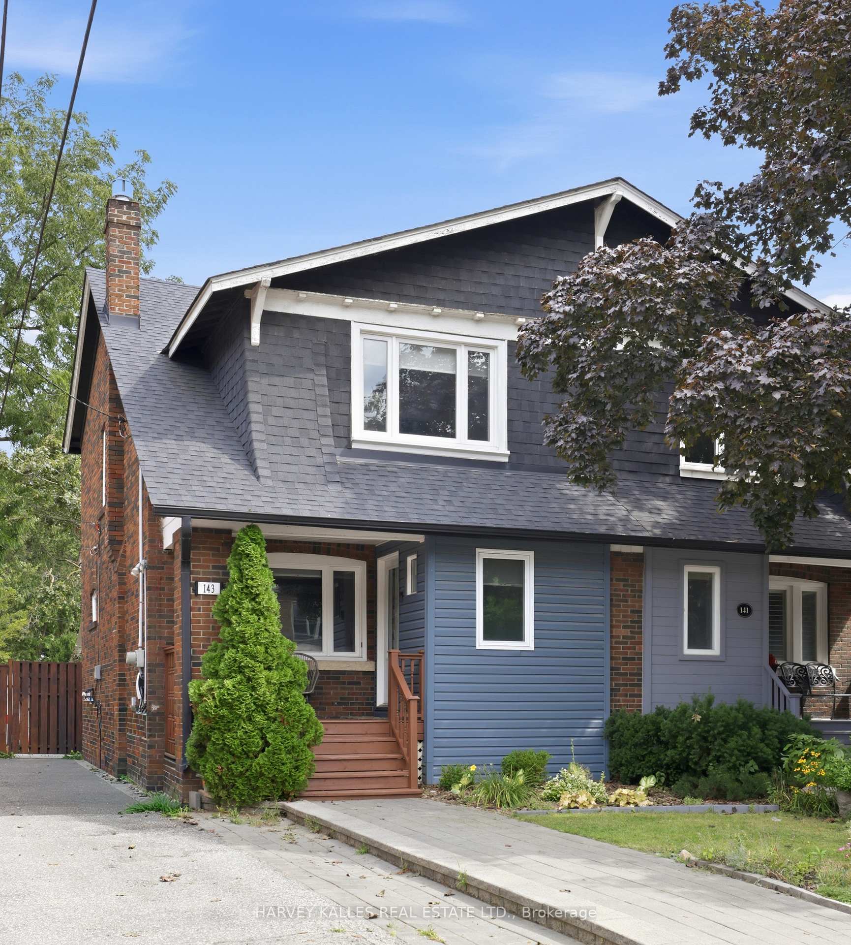 143 Forman Avenue