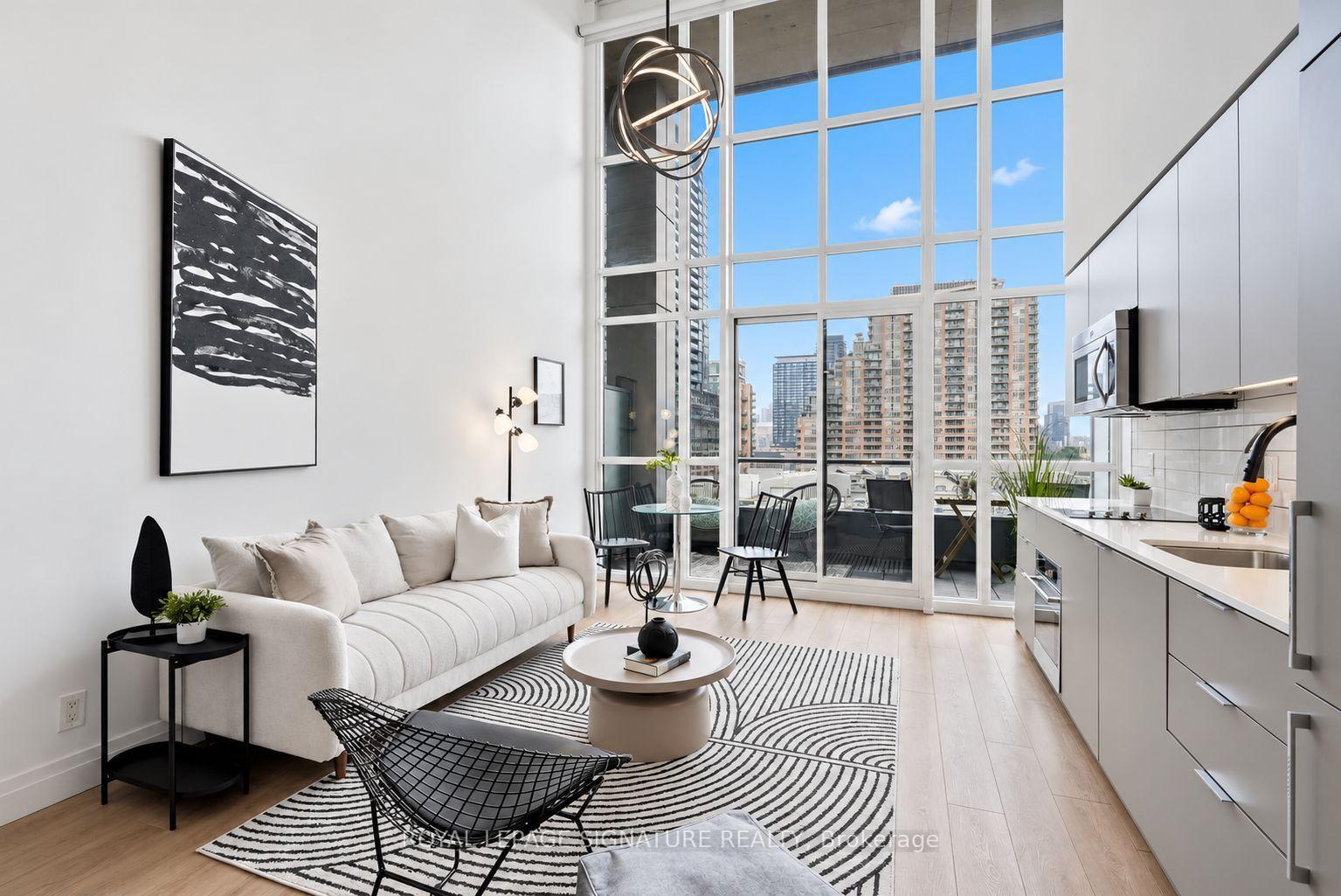 5 Hanna Avenue