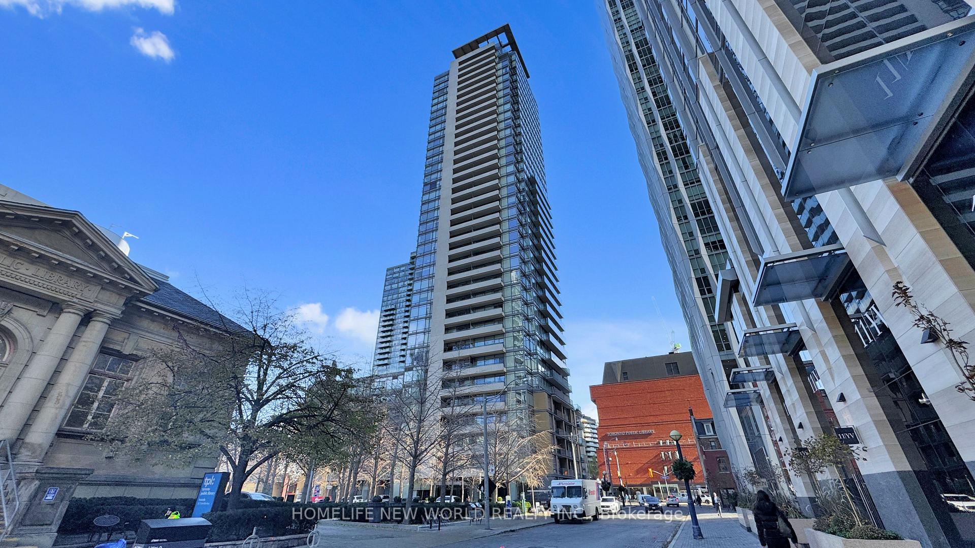 18 Yorkville Avenue