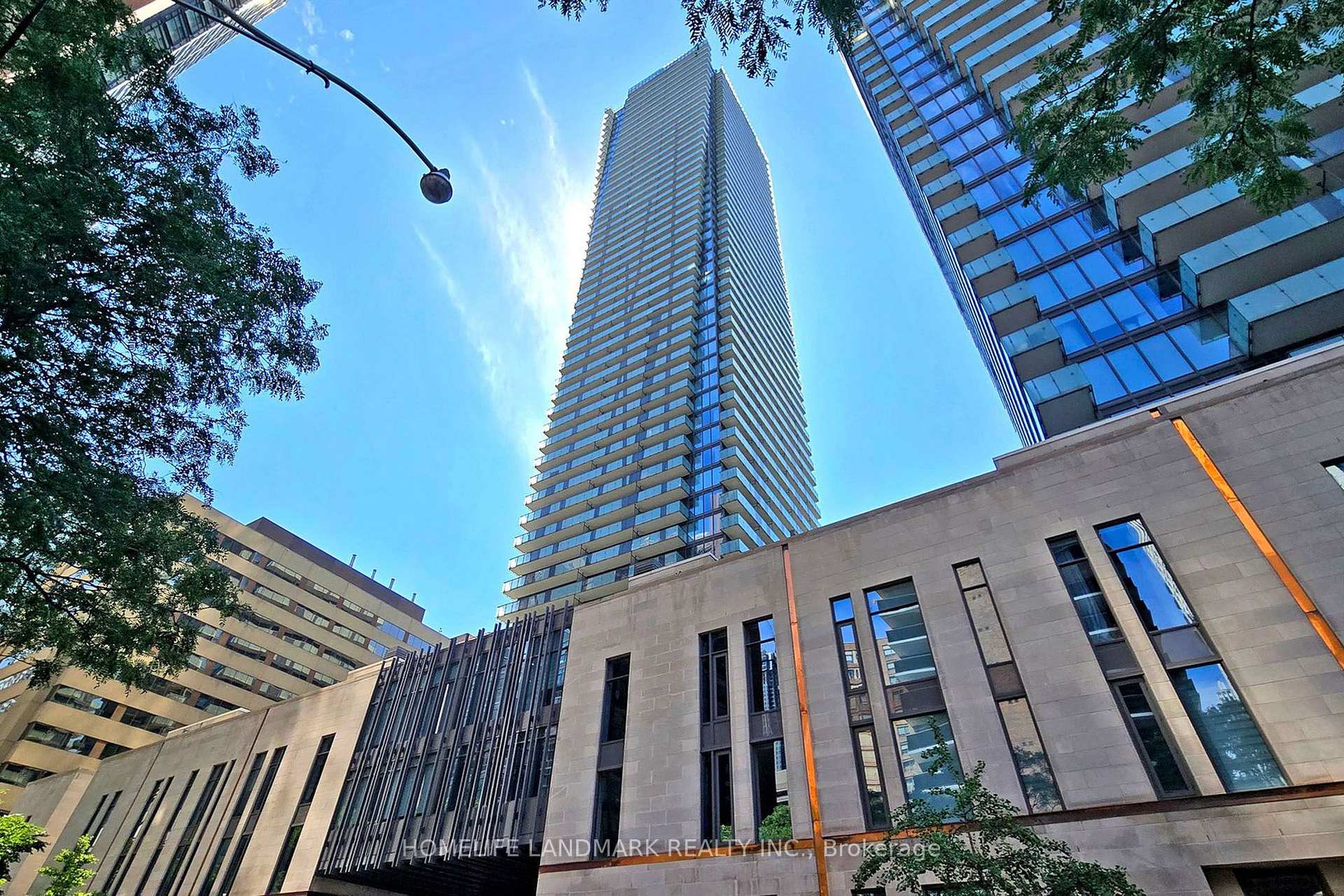1080 Bay Street