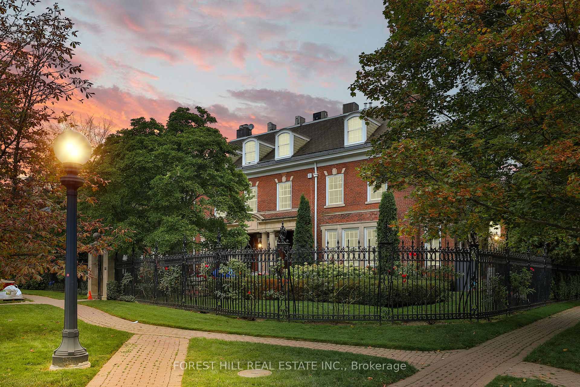 1 Chestnut Park