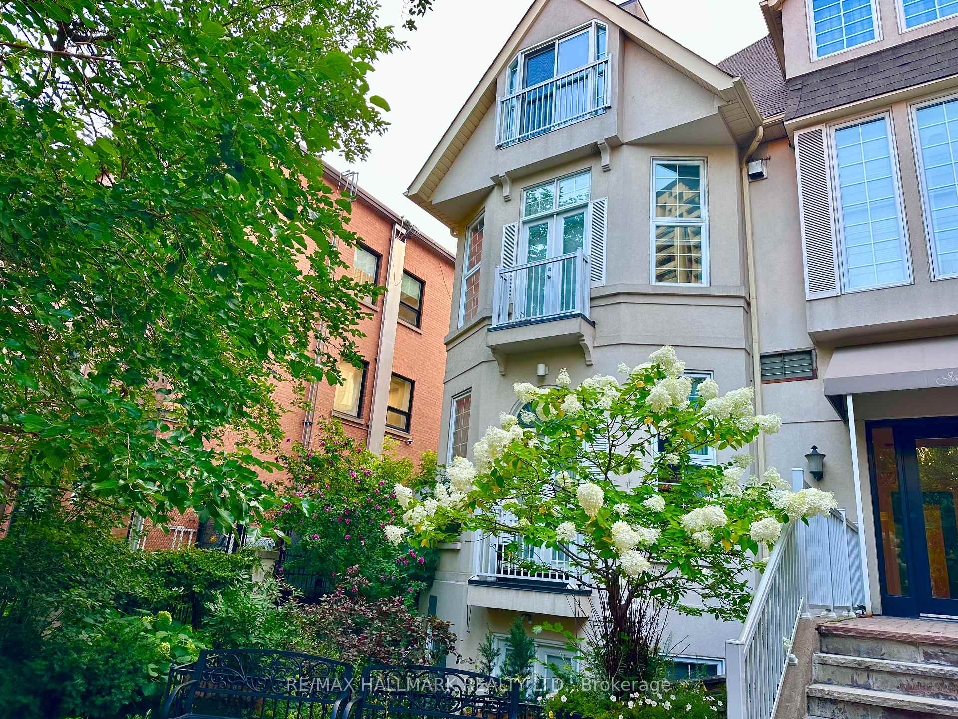 539 Jarvis Street