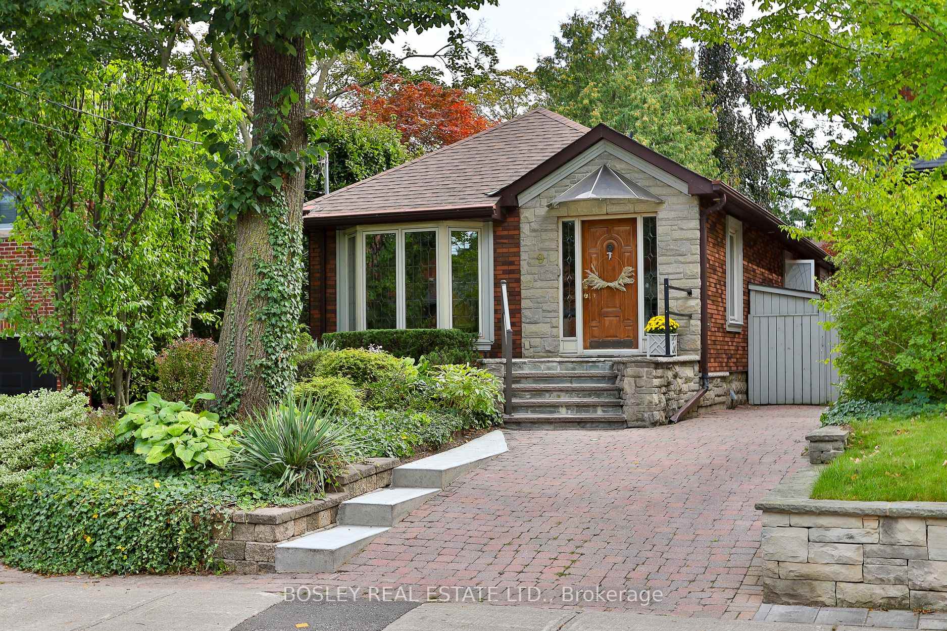 9 Cameron Crescent