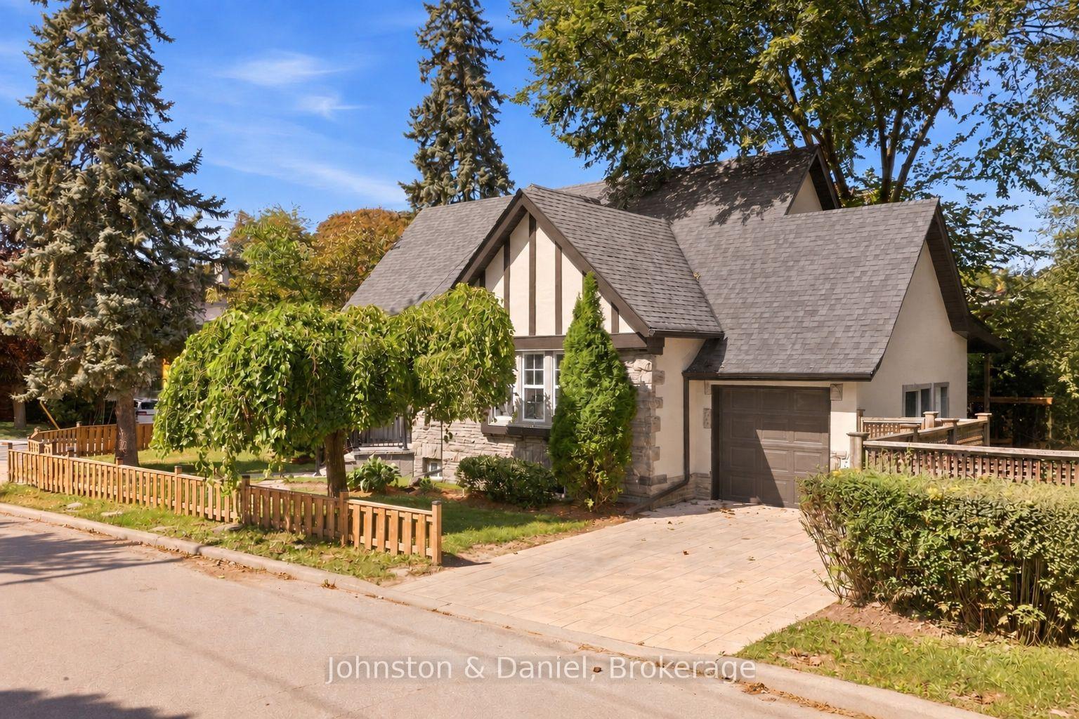 169 Glen Cedar Road