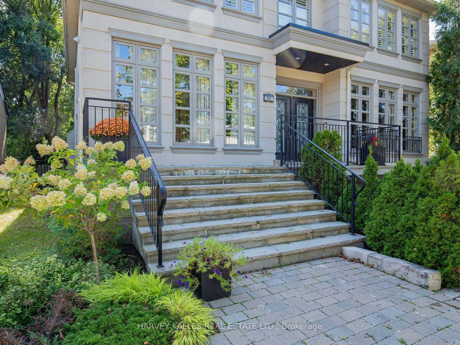 55 Viewmount Avenue