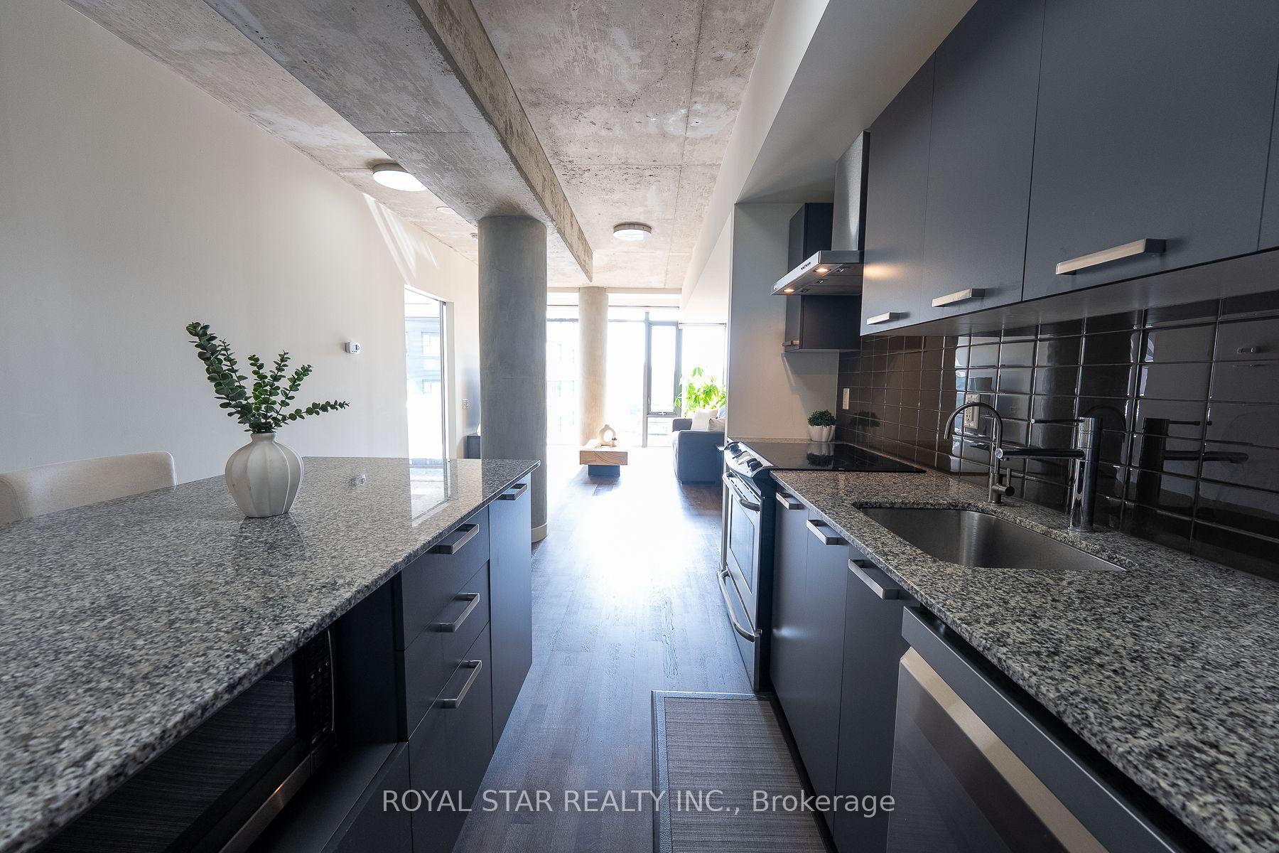 95 Bathurst Street