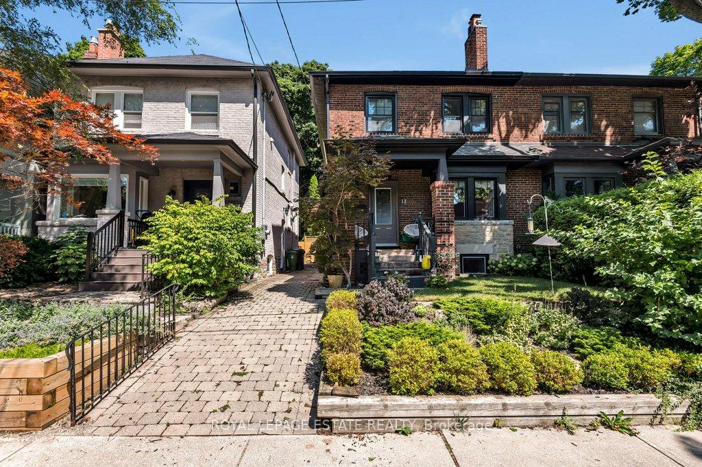 17 Birdsall Avenue