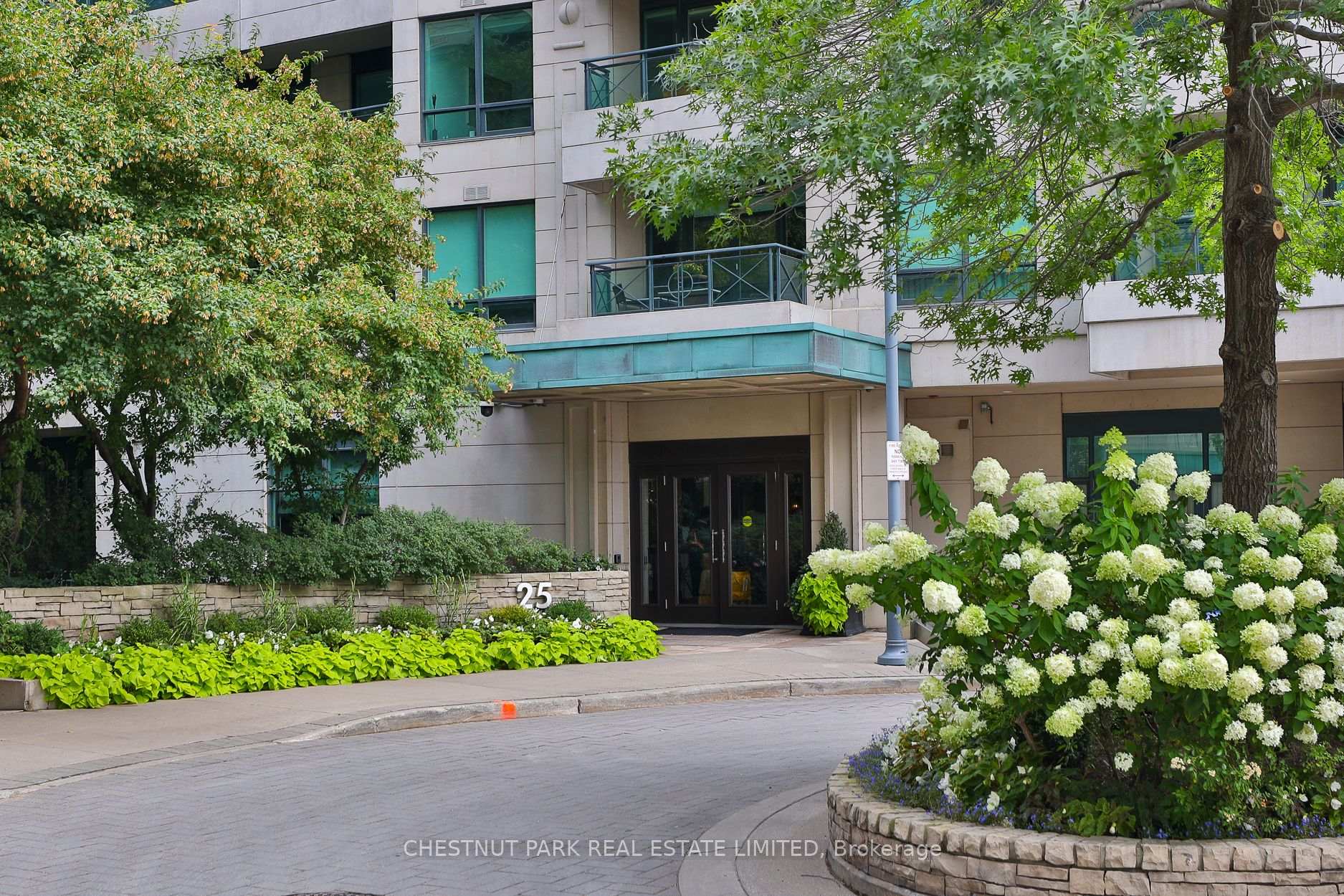 25 Scrivener Square