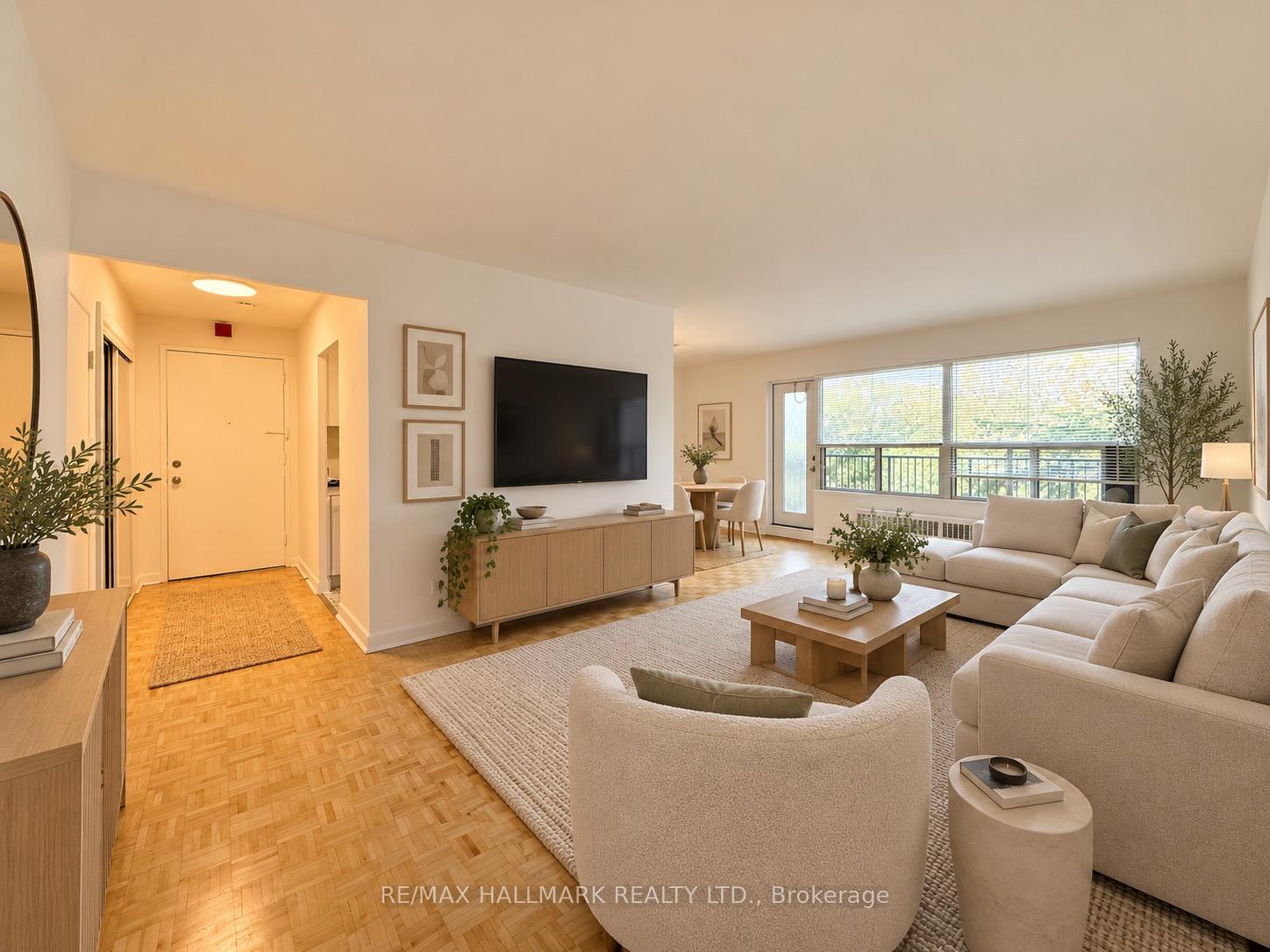 28 Upper Canada Drive