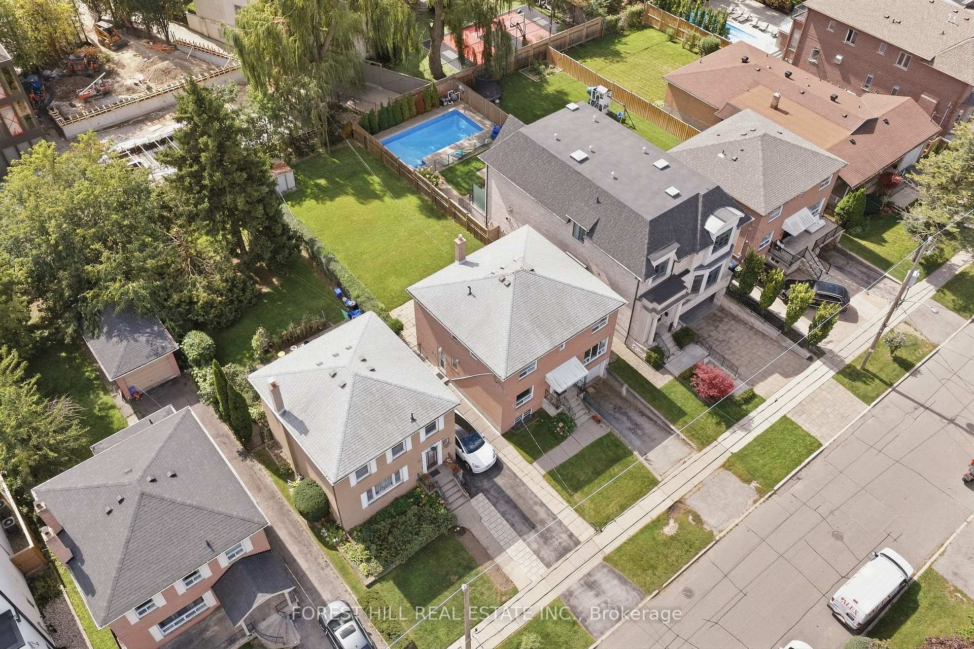 147 Viewmount Avenue