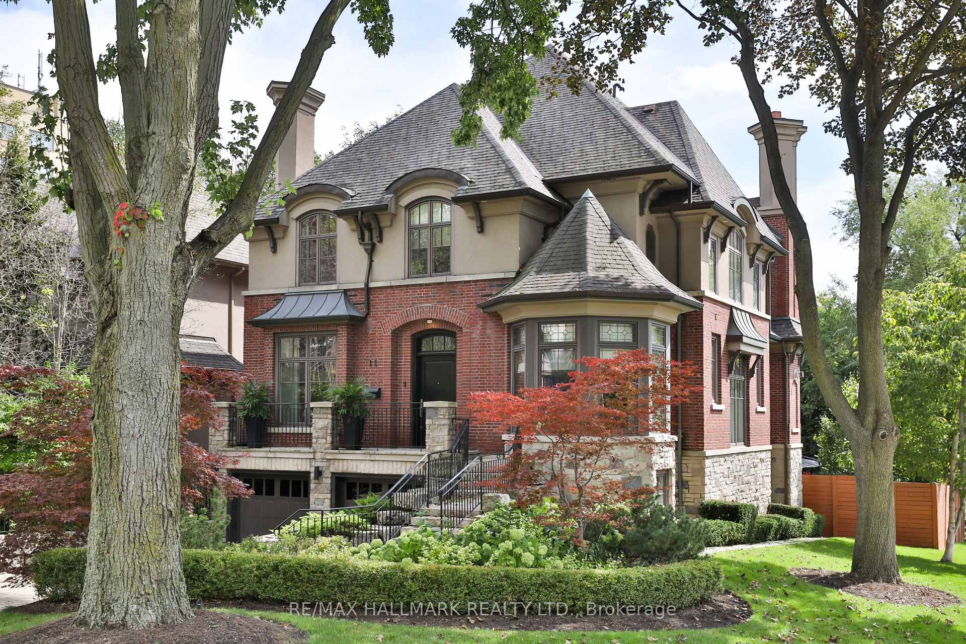 11 Forest Ridge Drive