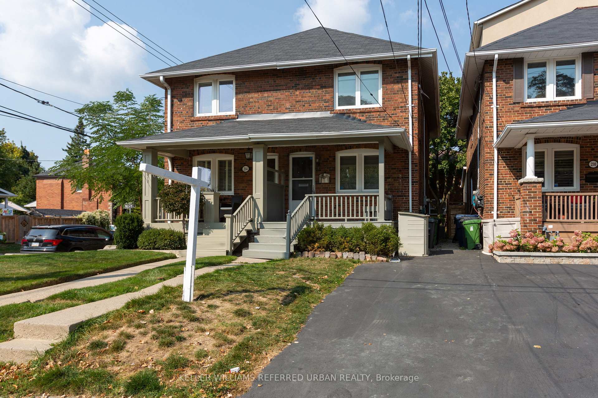212 Fairlawn Avenue