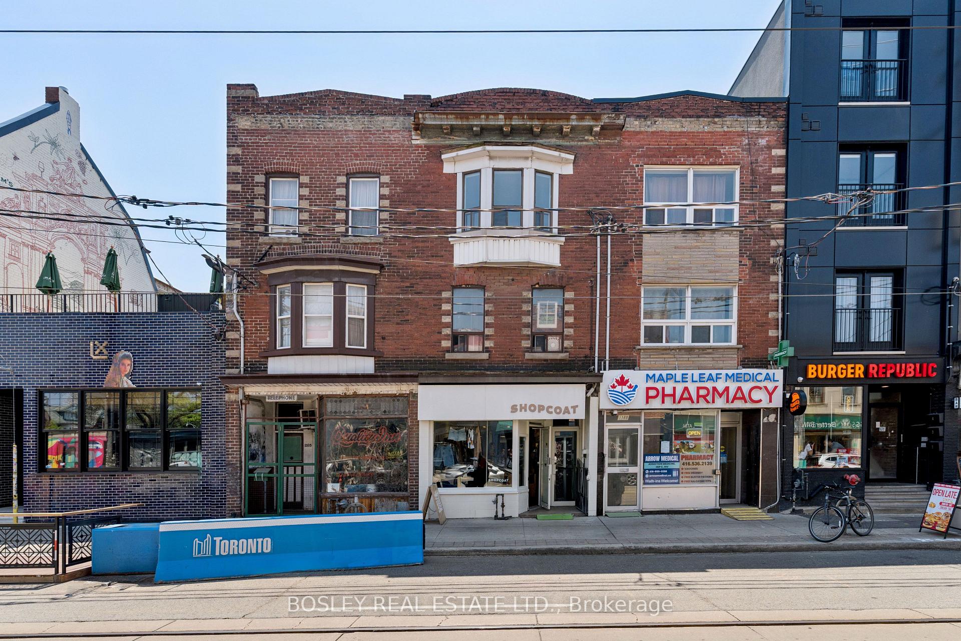 1167 Dundas Street W
