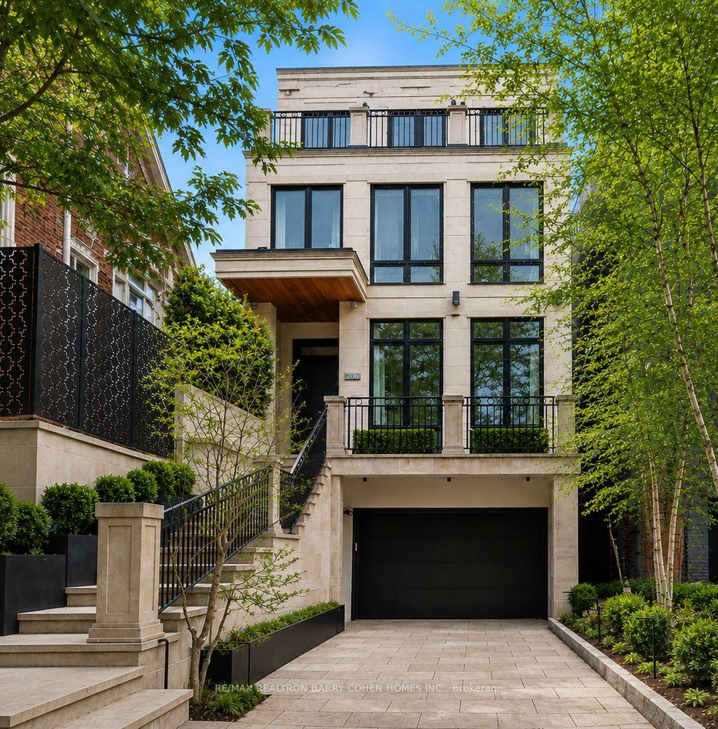 20B Woodlawn Avenue W
