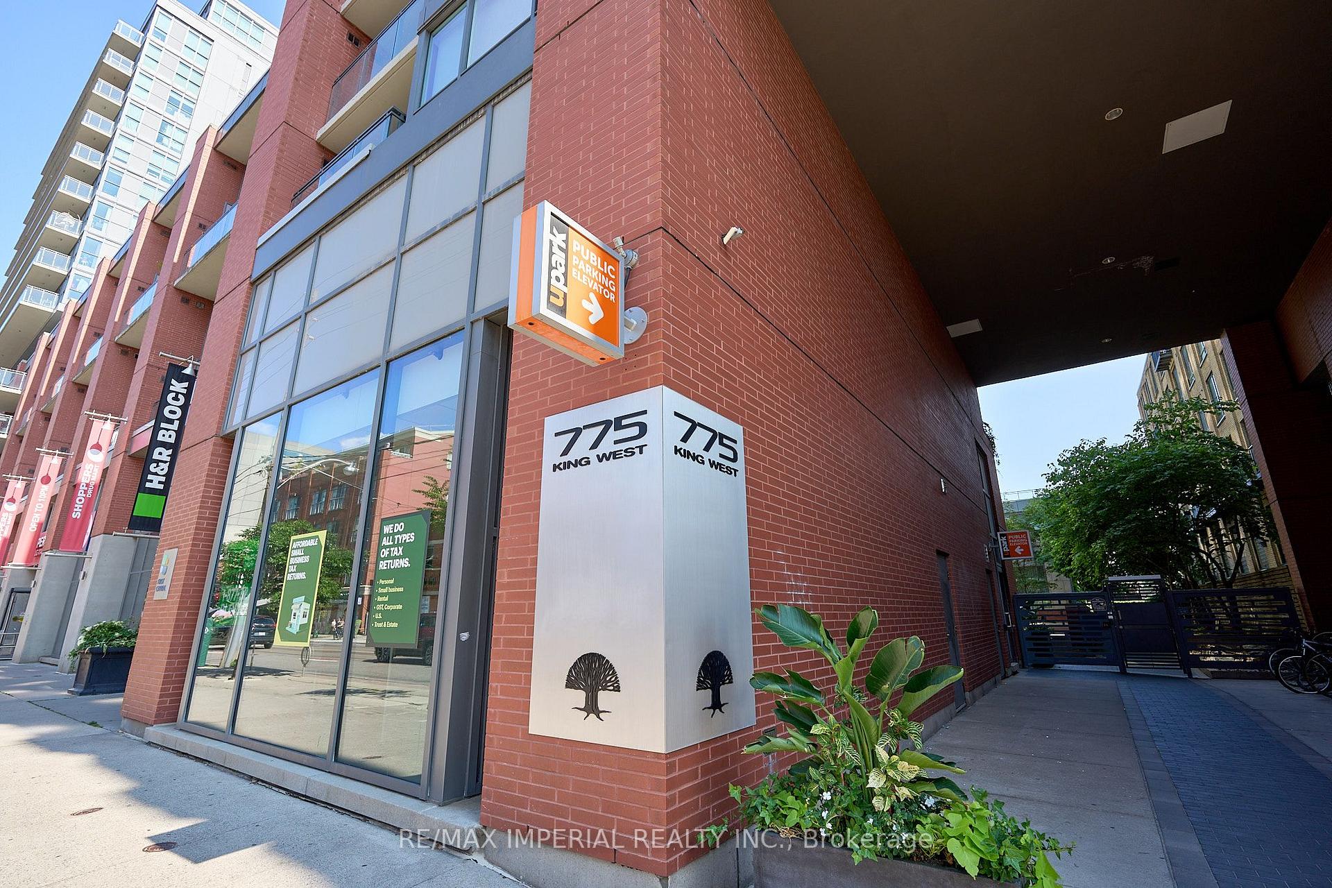 775 King Street W