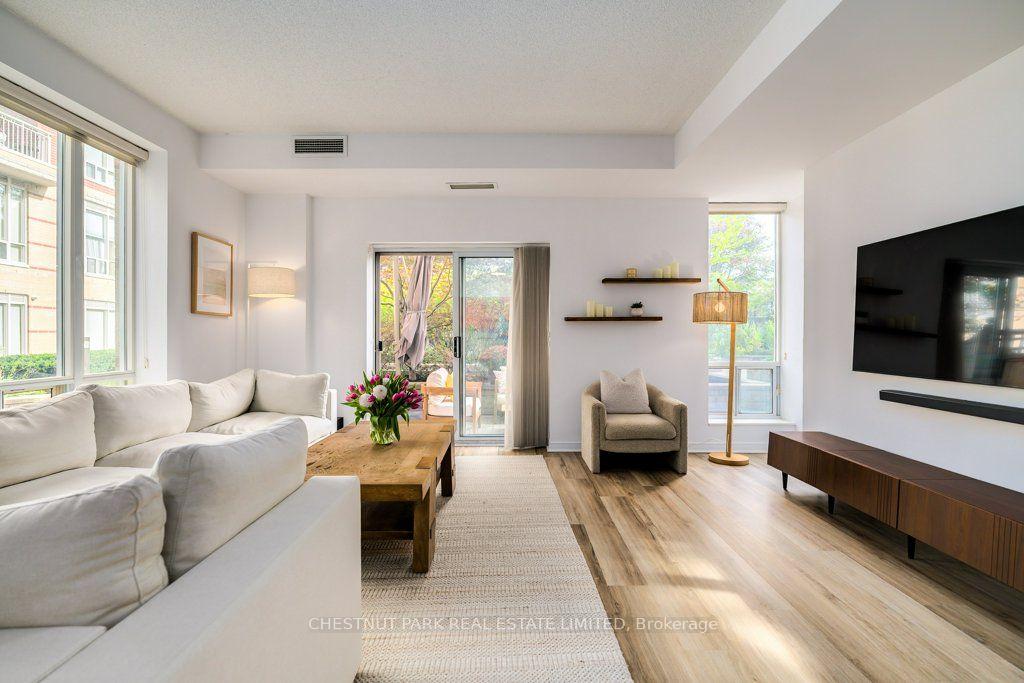 455 Rosewell Avenue