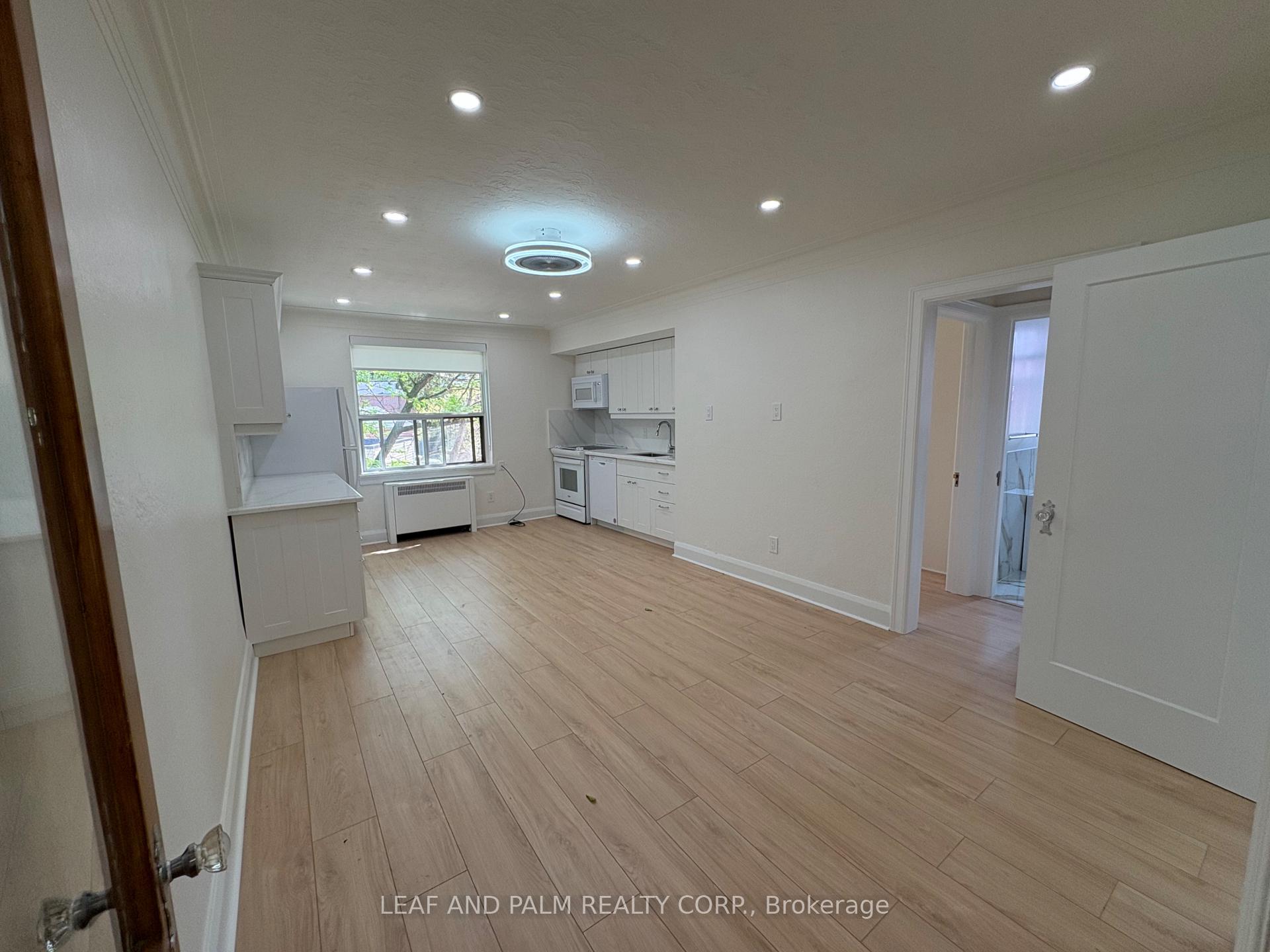 870 Millwood Road