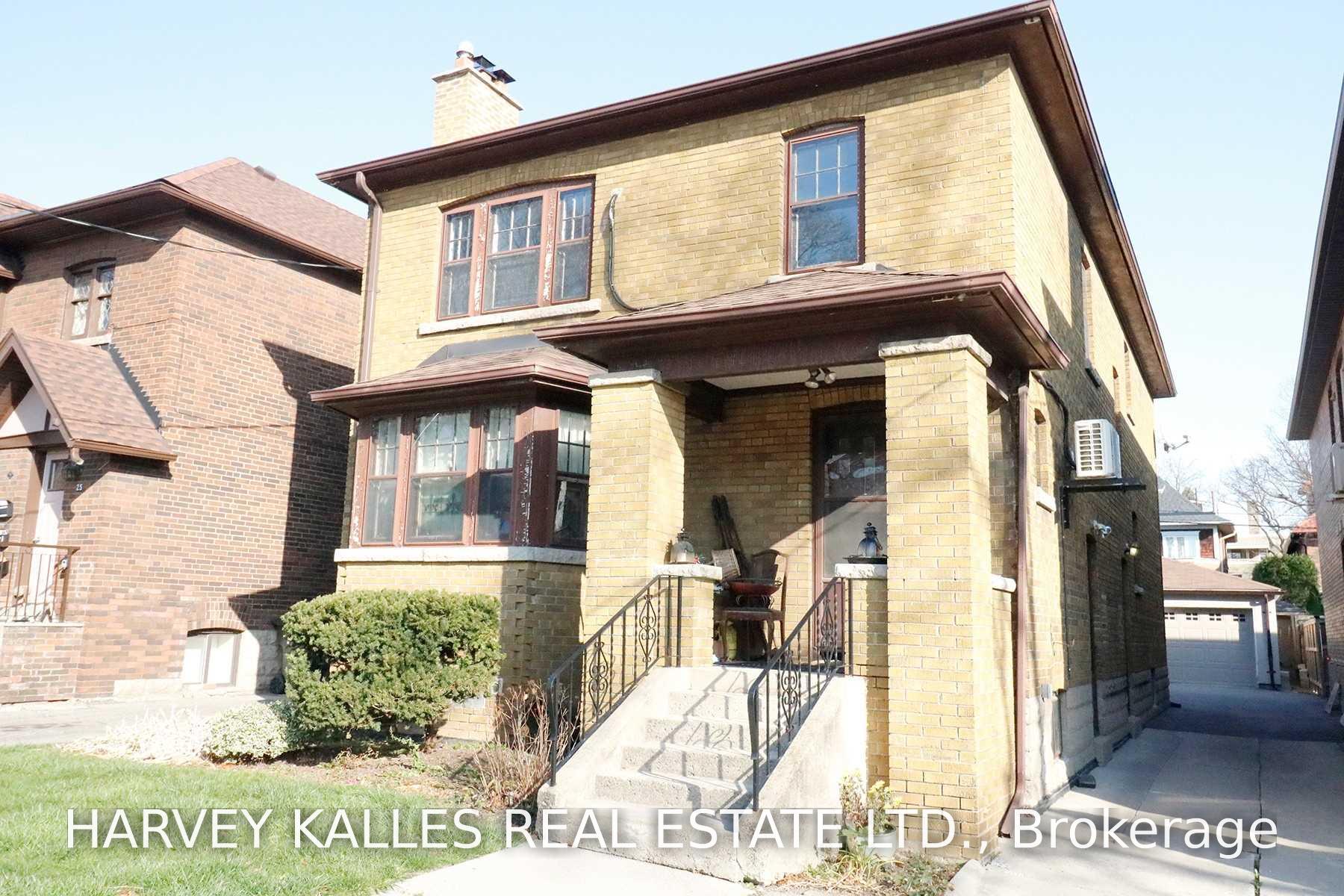 21 Braemar Avenue